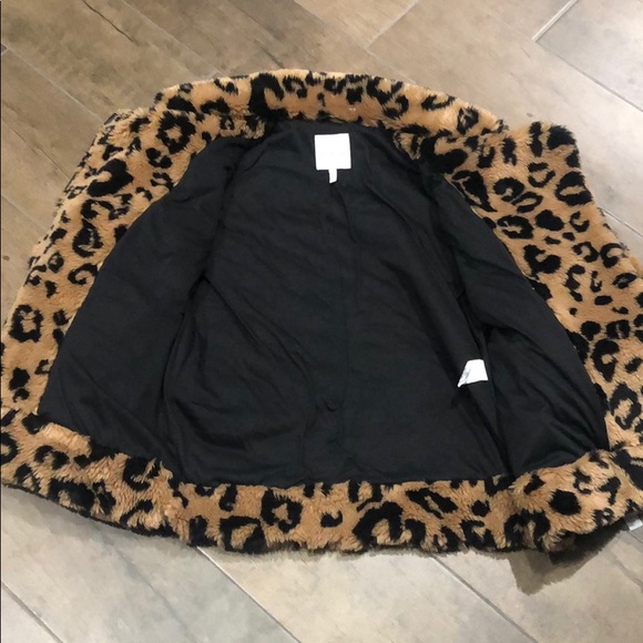 Leopard Coat - Picture 2 of 5
